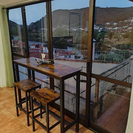 Casinha Da Ladeira 3360 Holiday home *
