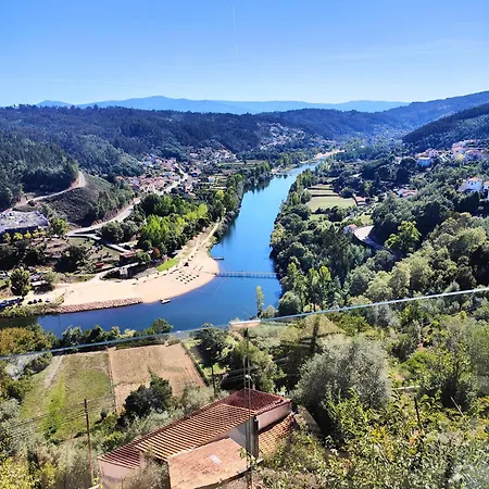 Casinha Da Ladeira 3360 *