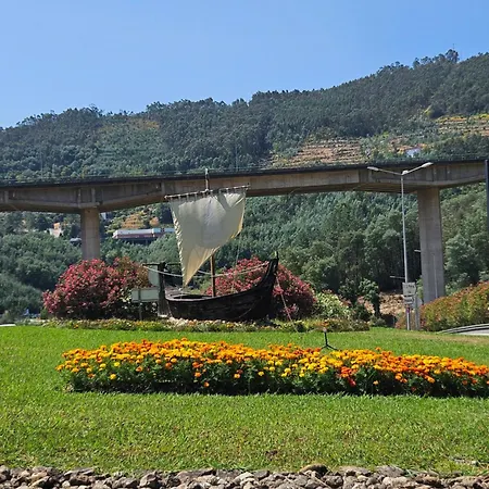 Casinha Da Ladeira 3360 * ペナコーヴァ